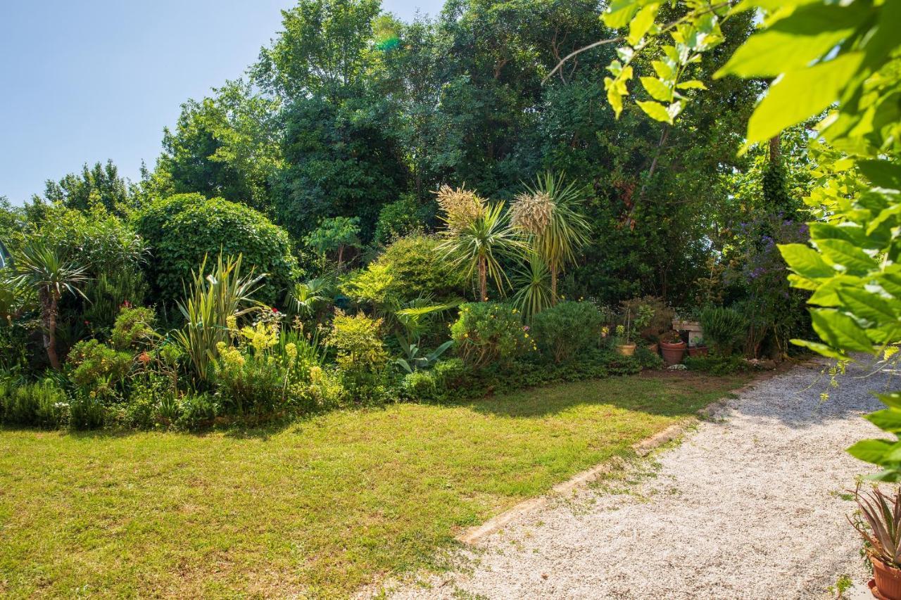 Villa Mareonda - Apartments Sussurro Rovinj Exterior photo